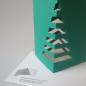 Preview: 10 grüne Weihnachtskarten mit Umschlag: 3D-Weihnachtsbaum