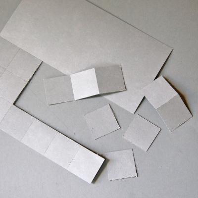 graue Recyclingkarte mit Mikroperforierung DIN lang