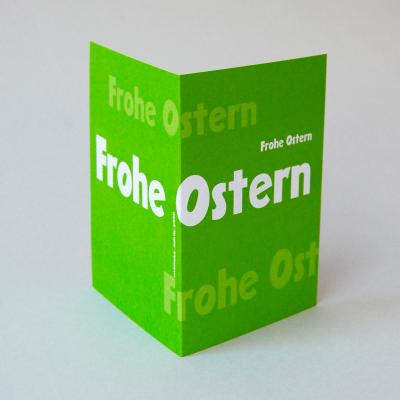 Typografische Osterkarte in Grün: Frohe Ostern