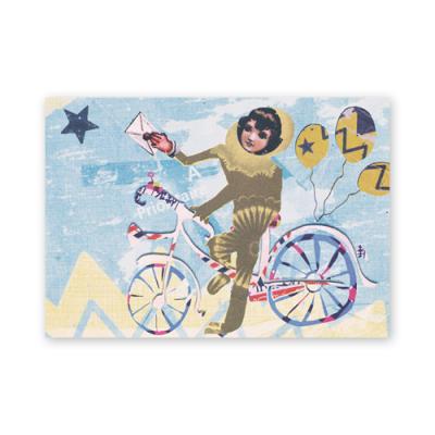 Postkarte: Briefbote mit Fahrrad
