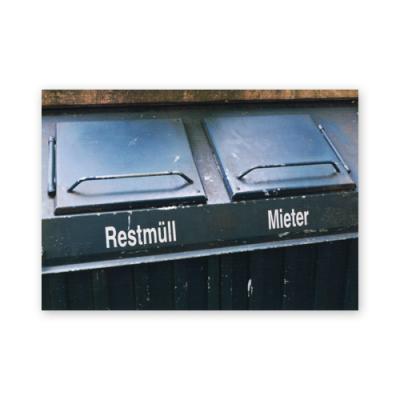 Postkarte mit Mülltonne: Restmüll - Mieter
