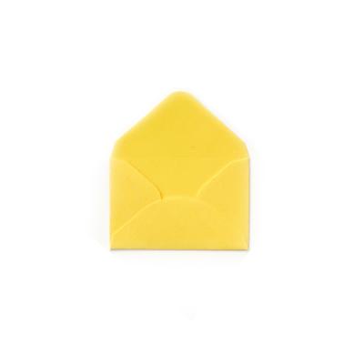 superkleiner gelber Umschlag, 2,5 x 3,8 cm