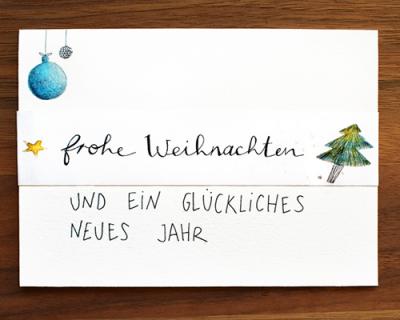 Recycling-Weihnachtskarte mit Banderole für Geschenketiketten