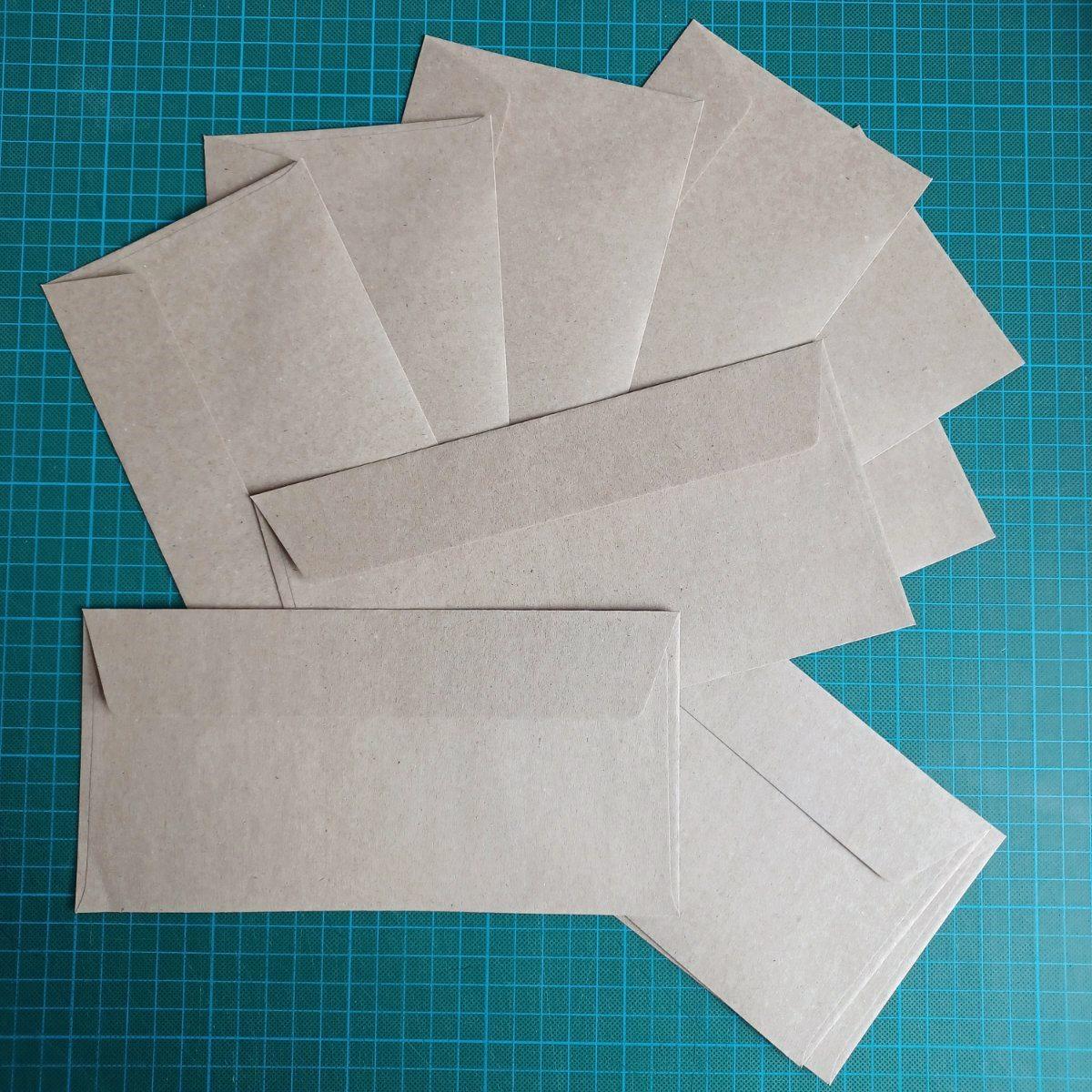 10 graue Grußkarten mit sandgrauen Kuverts